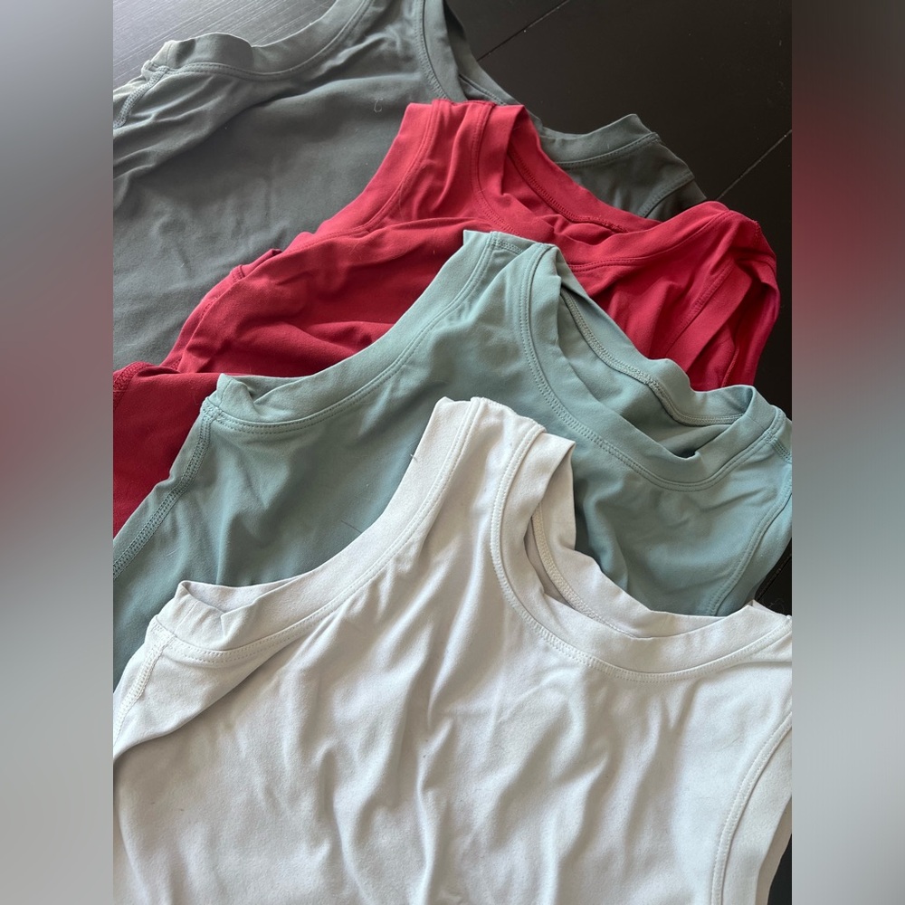 Paragon Fitwear Crop Top Bundle, Size XS (fits like a Small)